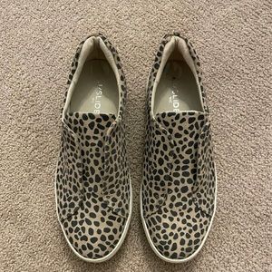 J Slides. Leopard print. Size 8. Great condition. Worn only a few times.
